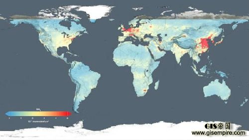 NASA将2005年至2014年气流卫星制成的地图,资料显示,过去10年中国大陆、印度、和中东因工业扩张使污染增加。(图片来源:台湾“中央社”)