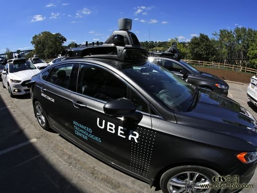 Uber ���˼�ʻ�����ھɽ�ɽ��·��